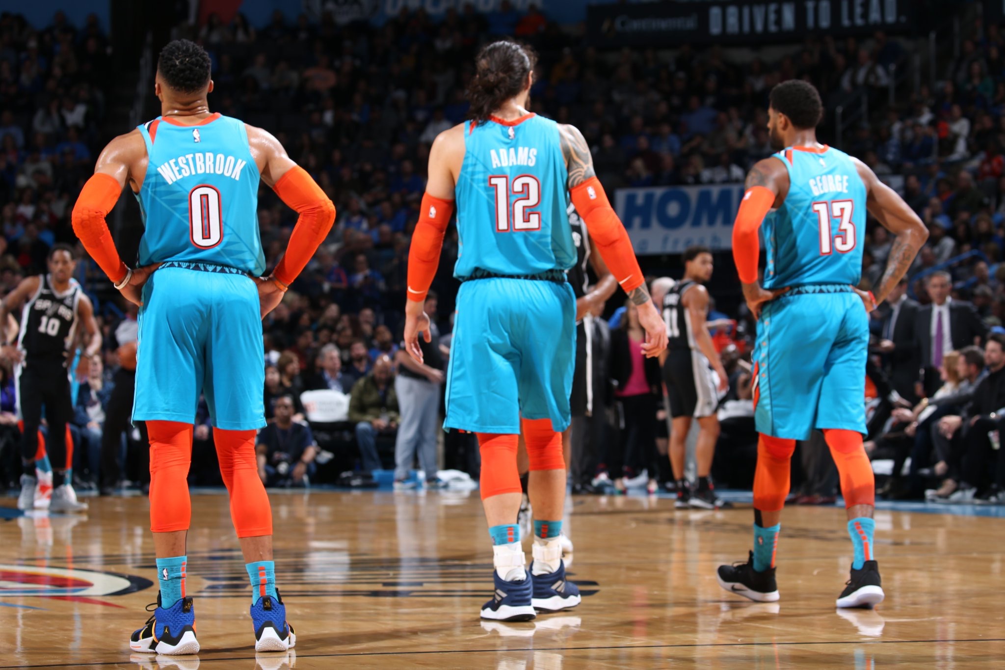 无内鬼来点保罗乔治高清帅照