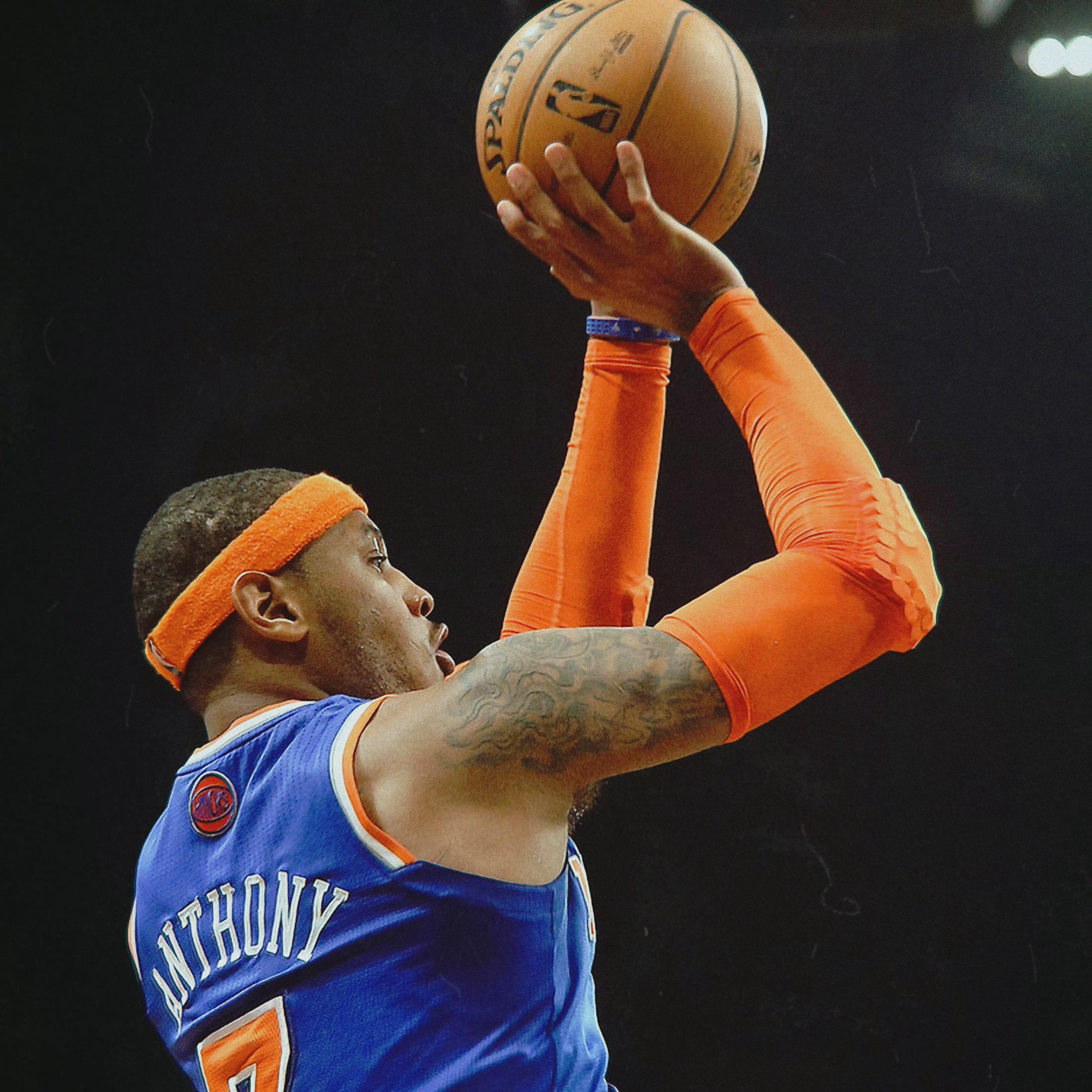 安东尼掘金时期和尼克斯时期哪个更厉害?