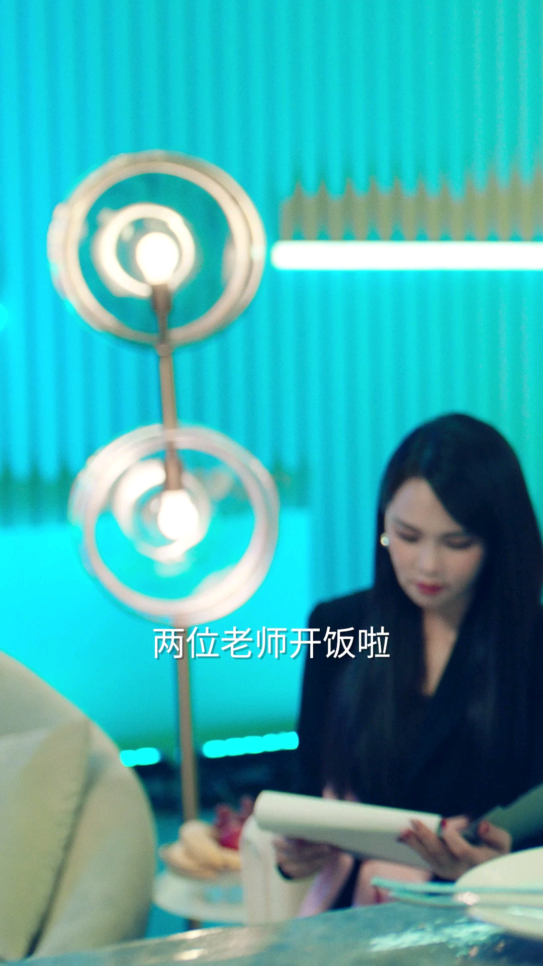 video-poster