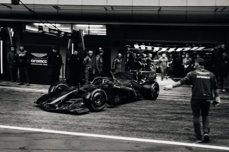 马丁真小丑?组装有这么难?-汽车-F1赛车区-虎扑社区