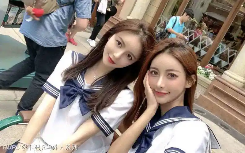 我的两个美少女妹妹 你会选哪个 步行街主干道 虎扑社区 我的两个美少女妹妹 你会选哪个 步行街主干道 虎扑社区