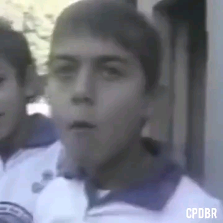 video-poster
