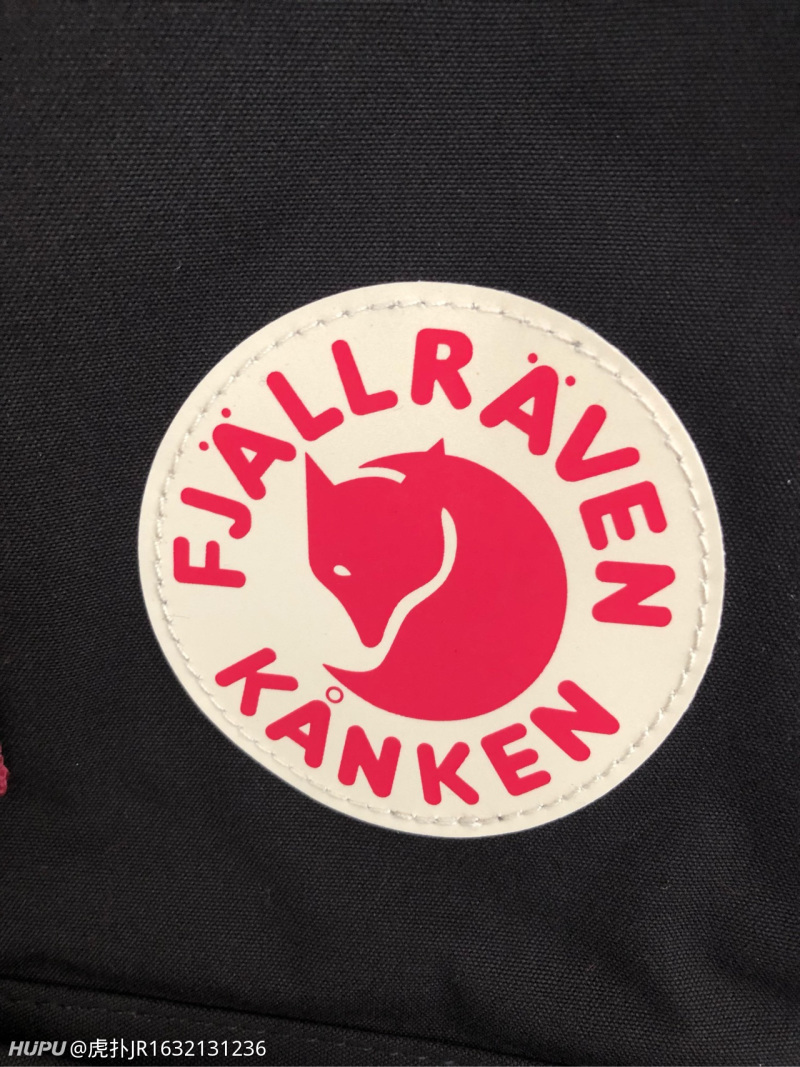 可以请大家帮忙鉴别一下这个北极狐双肩包的真假吗?万分感谢.