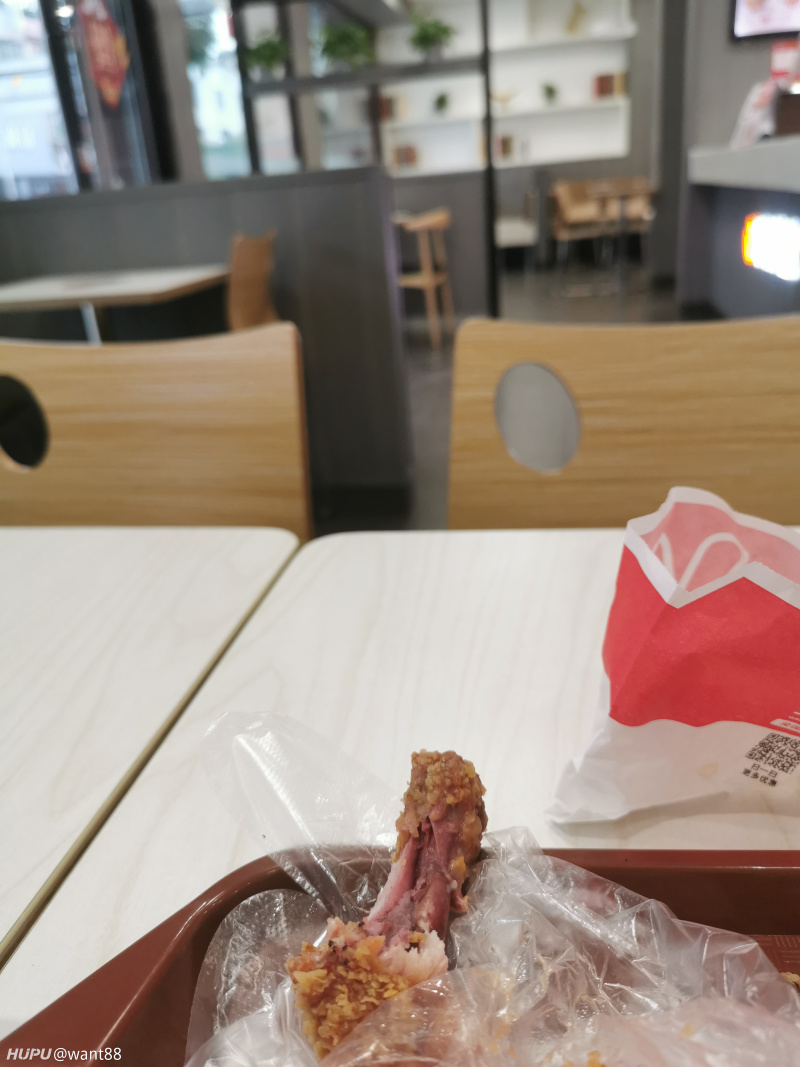家人们又吃到貌似没熟透华莱士咋办 虎扑 家人们又吃到貌似没熟透华莱士咋办 虎扑