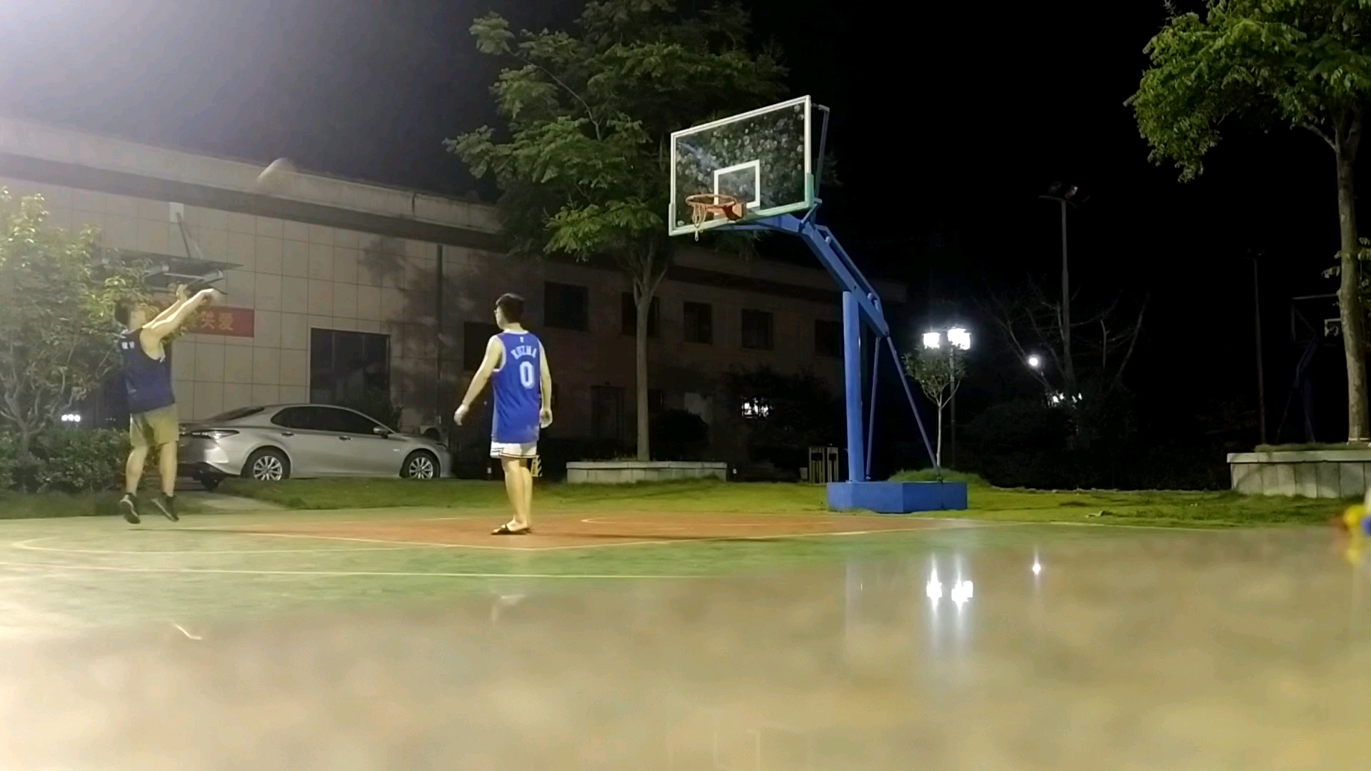 video-poster