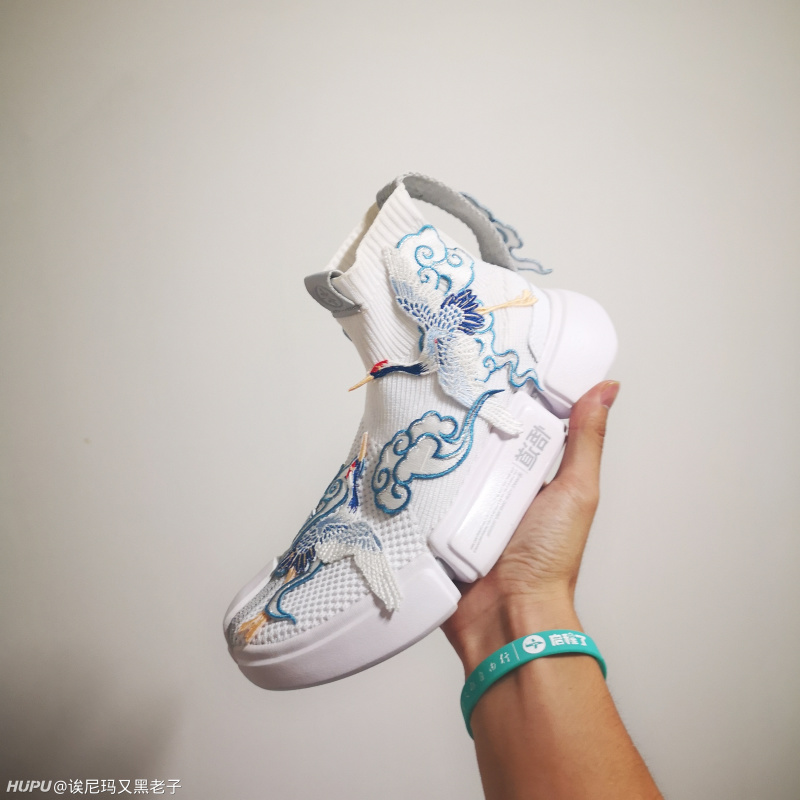 新款李宁悟道,仙鹤定制作品参上