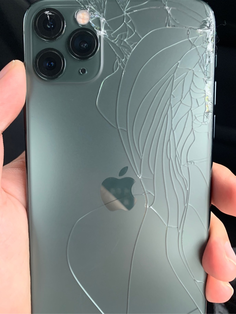 刚刚买的11promax碎了什么水平