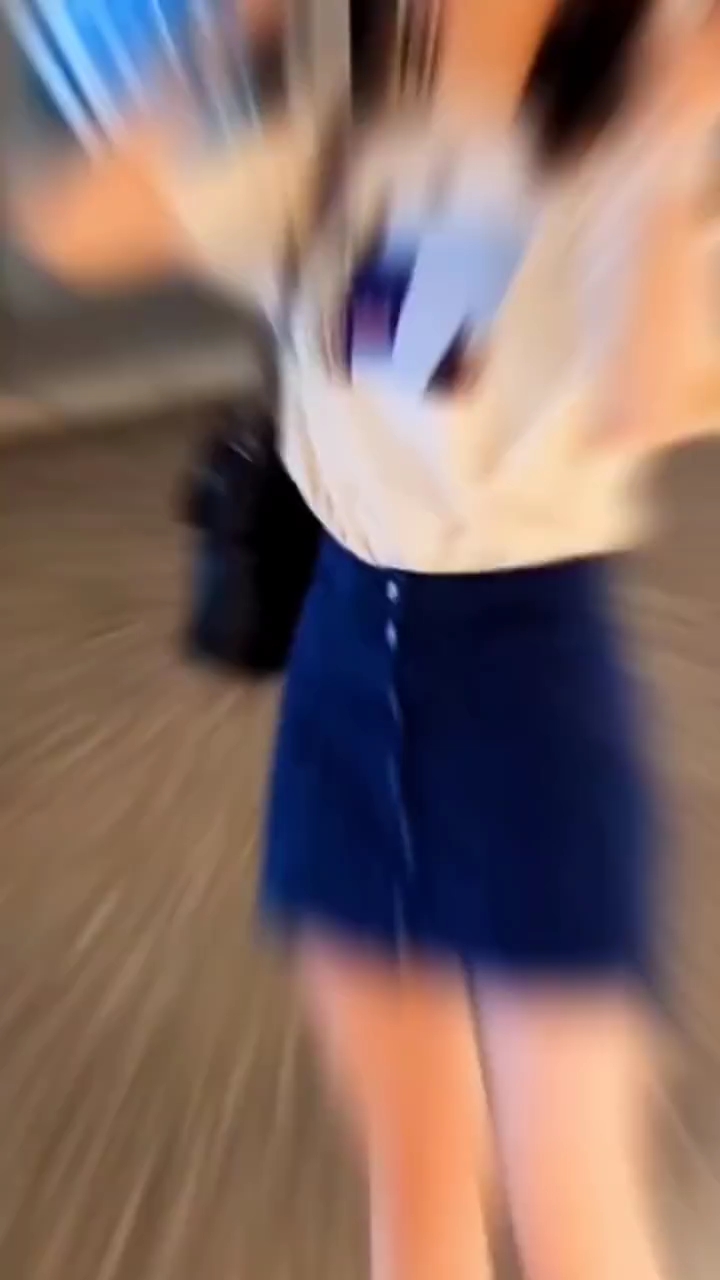 video-poster