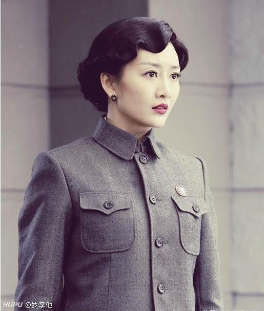 英姿飒爽!军装无疑增加一些魅力.论荧幕上的军装美女,你喜欢哪一个?