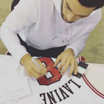 求扎克拉文的头像