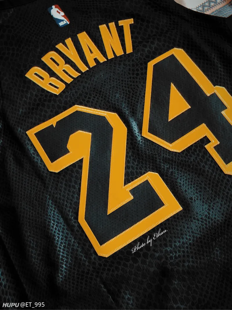 科比蛇纹黑曼巴au lakers 17-18赛季城市版