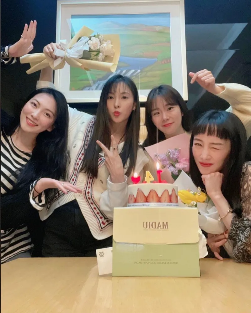 Kara组合14周年聚会 5人组合只剩4人到场 娱乐圈 虎扑社区 Kara组合14周年聚会 5人组合只剩4人到场 娱乐圈 虎扑社区