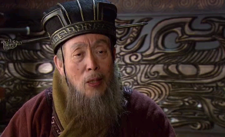 新三国陶谦对刘备三让徐州