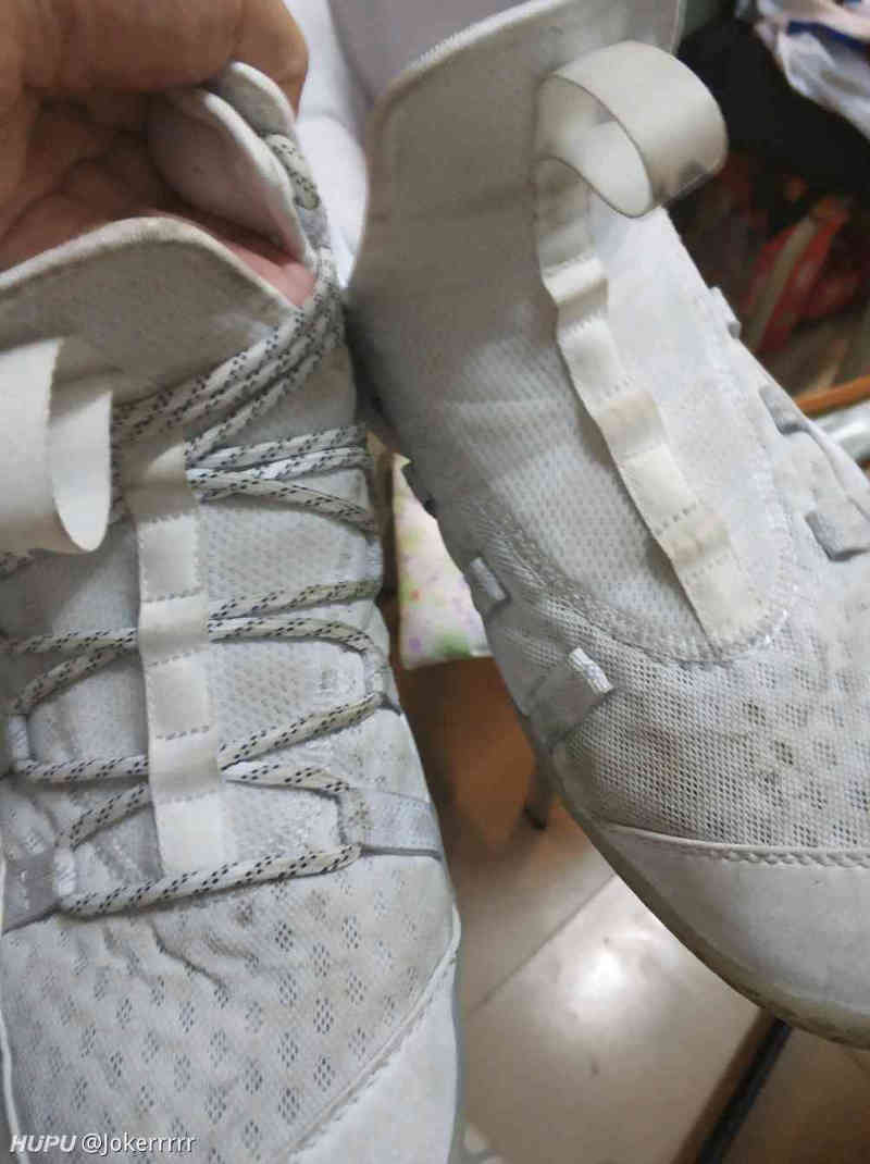 在宿舍 鞋带被人偷了 什么水平