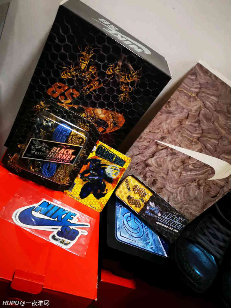 dunk blackhornet特殊鞋盒开箱