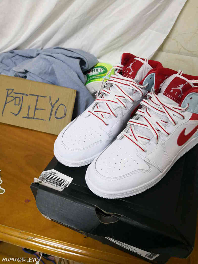 速拍11点截止,555112-104 aj1白红mid 40码 起拍699