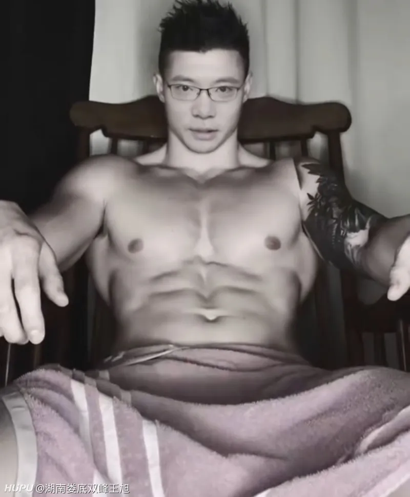 肌肉金轮4这像截图什么水平 是不是全系列巅峰定格 娱乐圈 虎扑社区