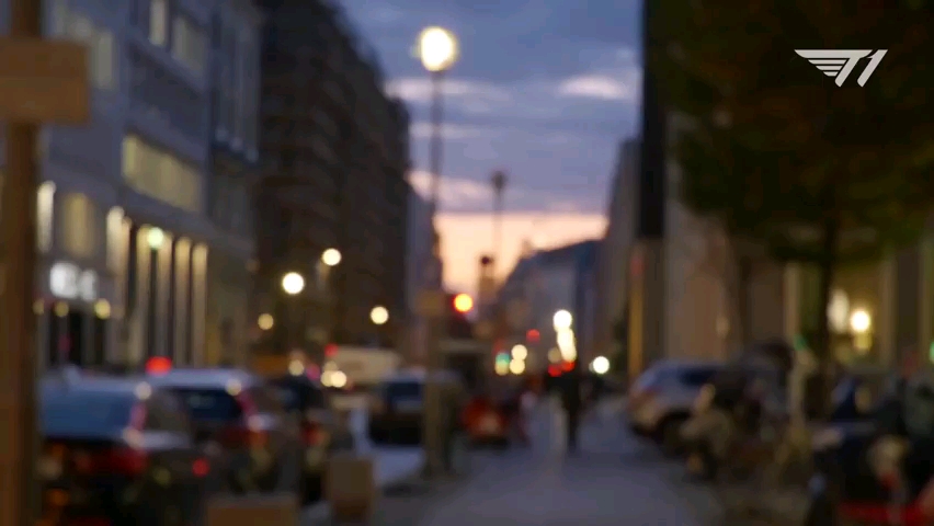 video-poster