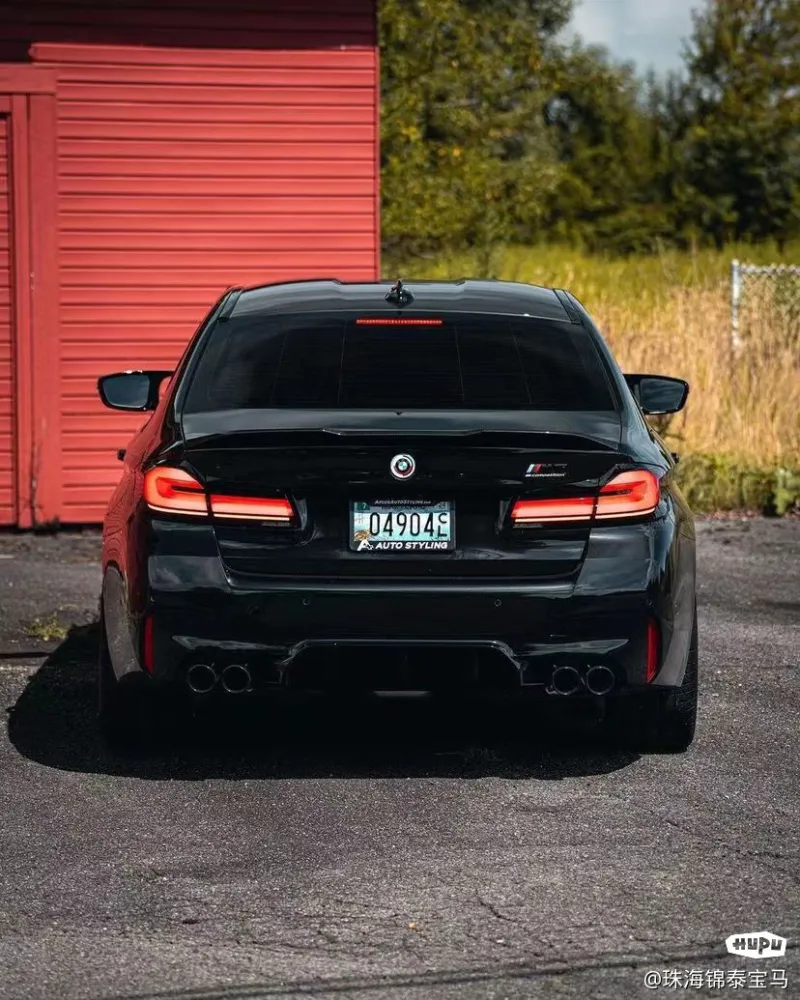 ///m5
