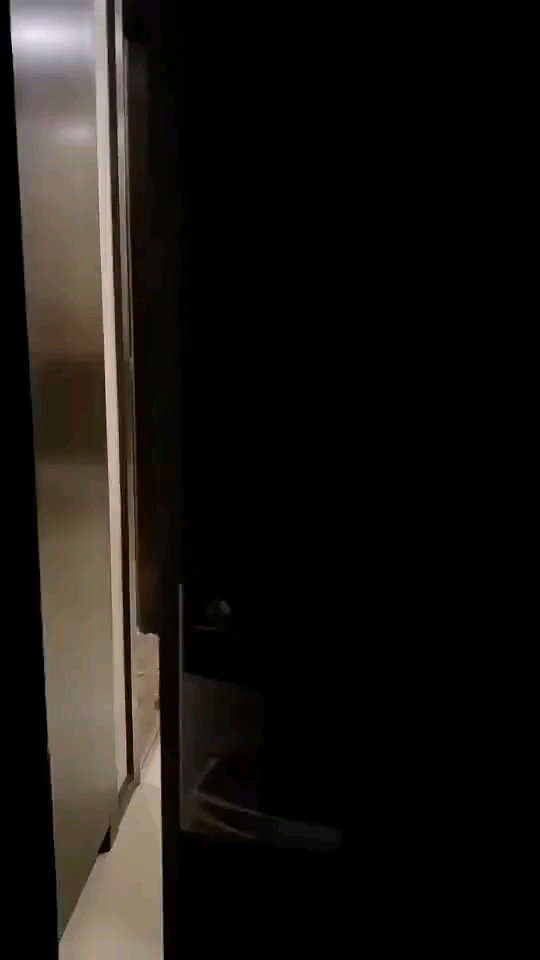 video-poster