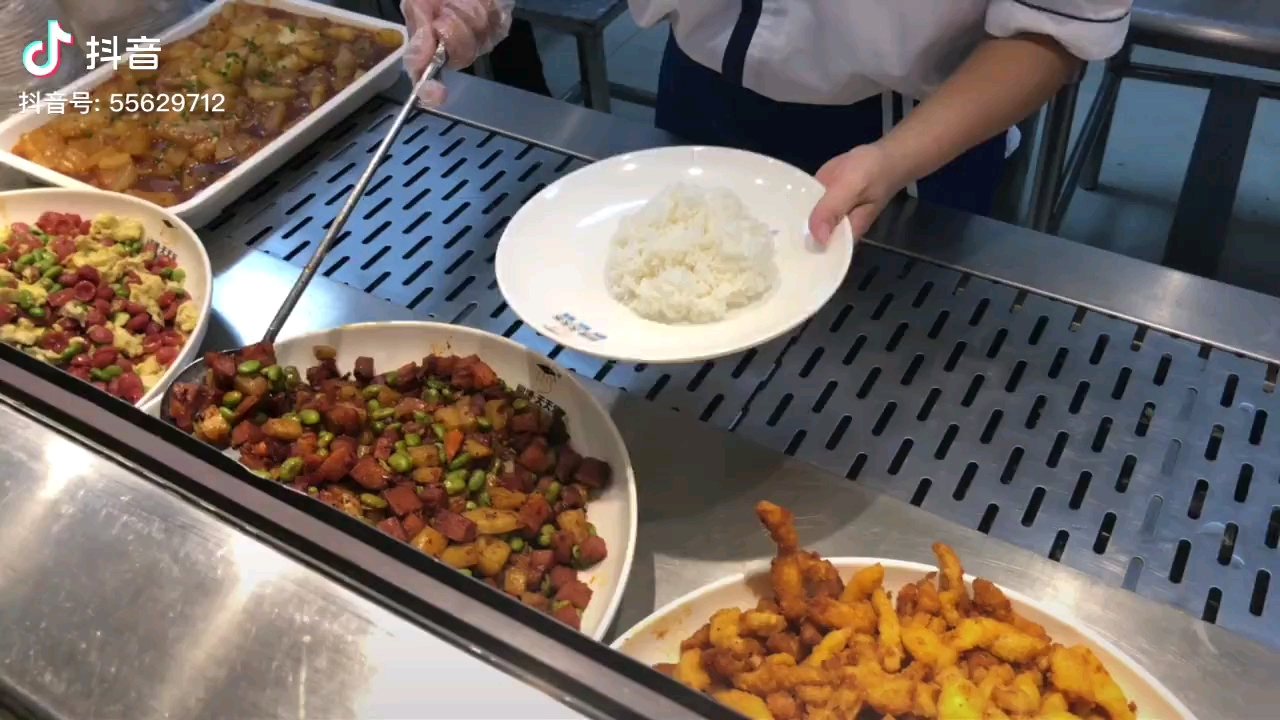 安徽工程大学东区食堂这么多才6块你敢信