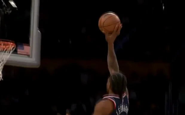 齊達(dá)內(nèi)：塞納和普羅斯特之間的競爭，就像梅西和C羅一樣相互成就