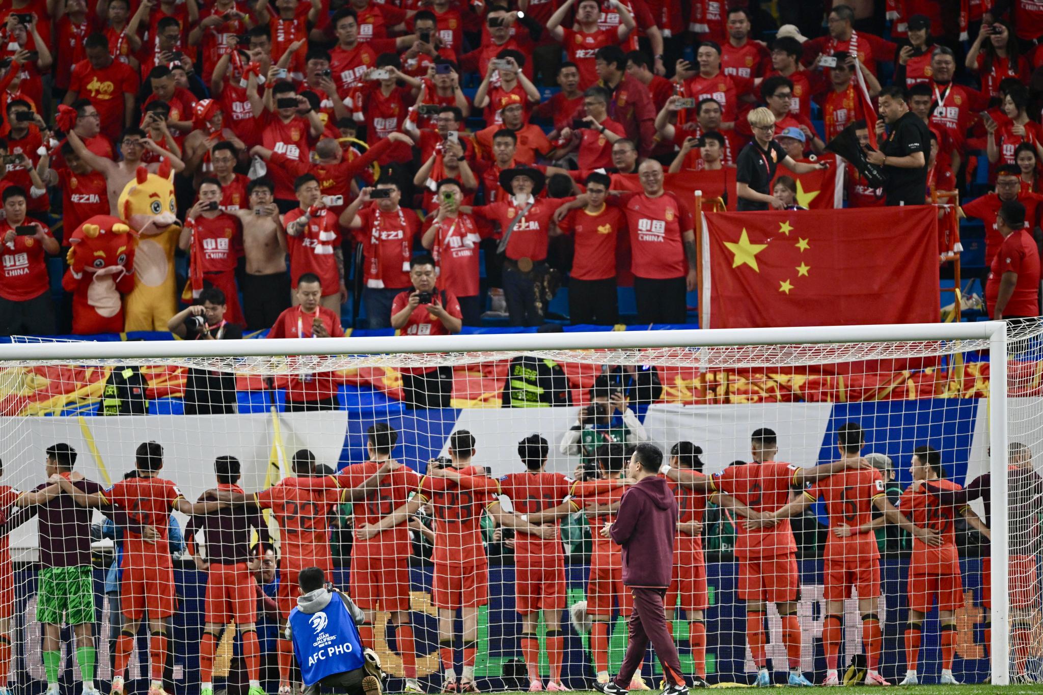 今晚报：若国足赢下巴林，足协在入籍等工作-中国足球-虎扑社区