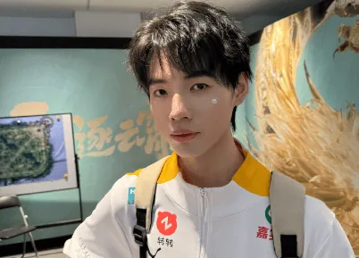 欧冠积分榜，药厂绝杀国米升第2，拜仁5:1进前八，皇马3:2升第17