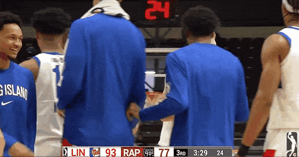 美媒发问：你出世的那一年谁是常规赛MVP？