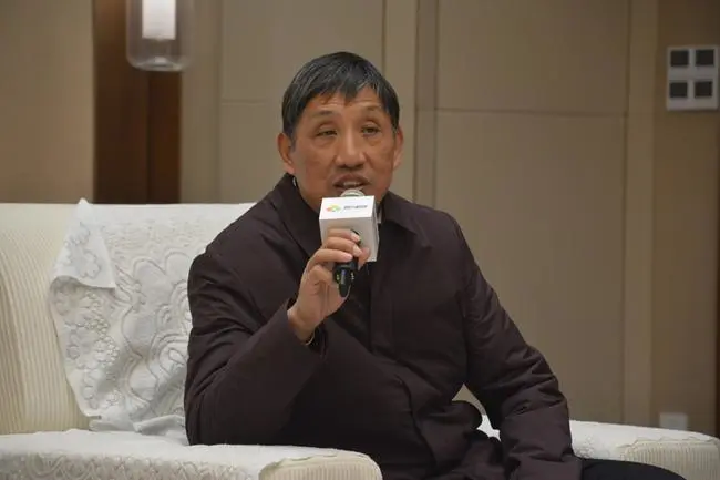 开元棋牌- 开元棋牌APP下载- 官方网站流言板]“棋王”柳大华：很高兴能把王天一等“毒瘤”挖出来