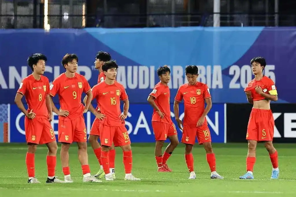 [流言板]媒体人：国字号各级U队伍教练五湖四海，战术风格凌乱不统一