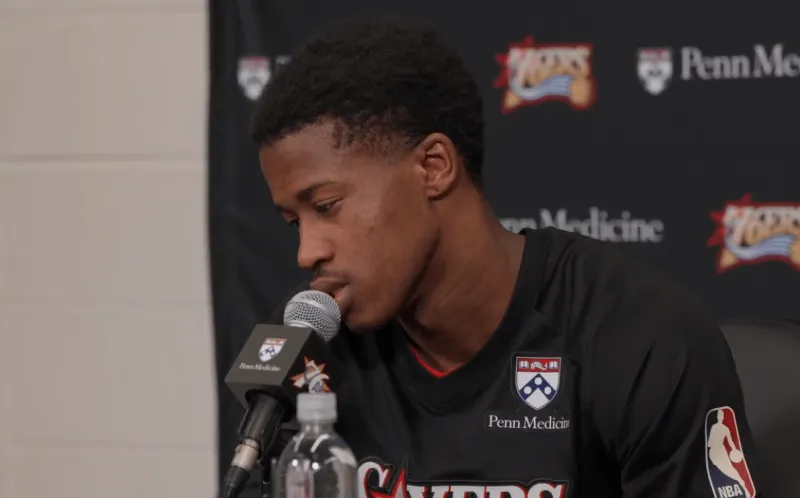 朗斯回應對巴黎比賽延期：盡管不同意，仍以負責的態度接受此決定