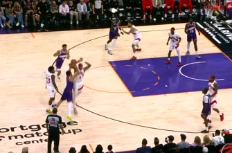 記者：新鵬城引進三外援支付了轉會費，其中大部分被轉會收入抵消