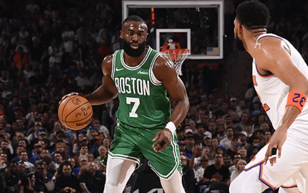 電訊報：切爾西打擊球員非必要吃牌行為，尤其希望杜絕抗議行為