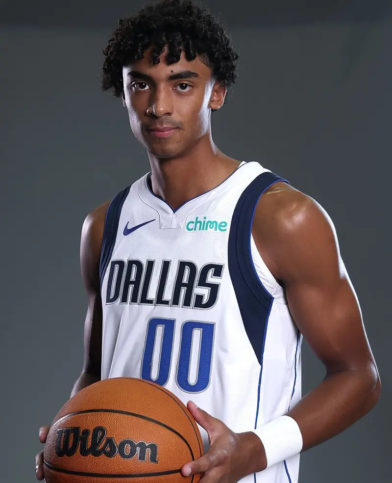 曼聯近3場上半場就多打一人的比賽輸掉兩場，此前23場贏下20場