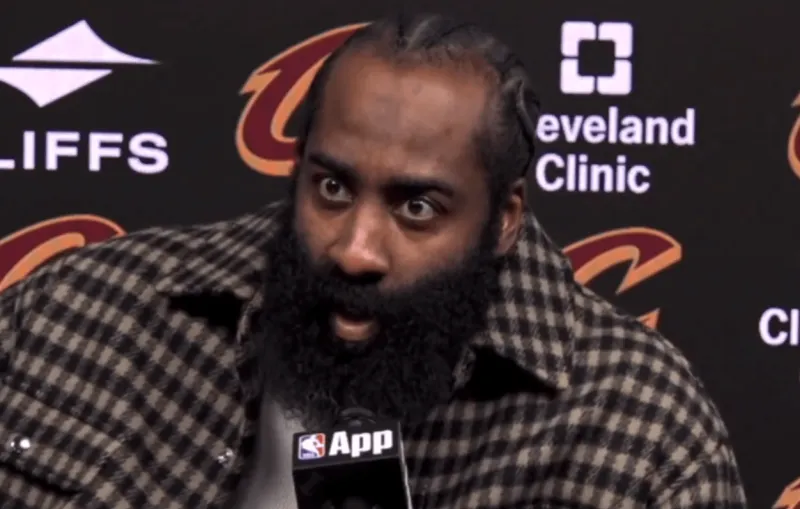 [流言板]開拓者輸球&快船贏球，快船反超開拓者重返西部第九