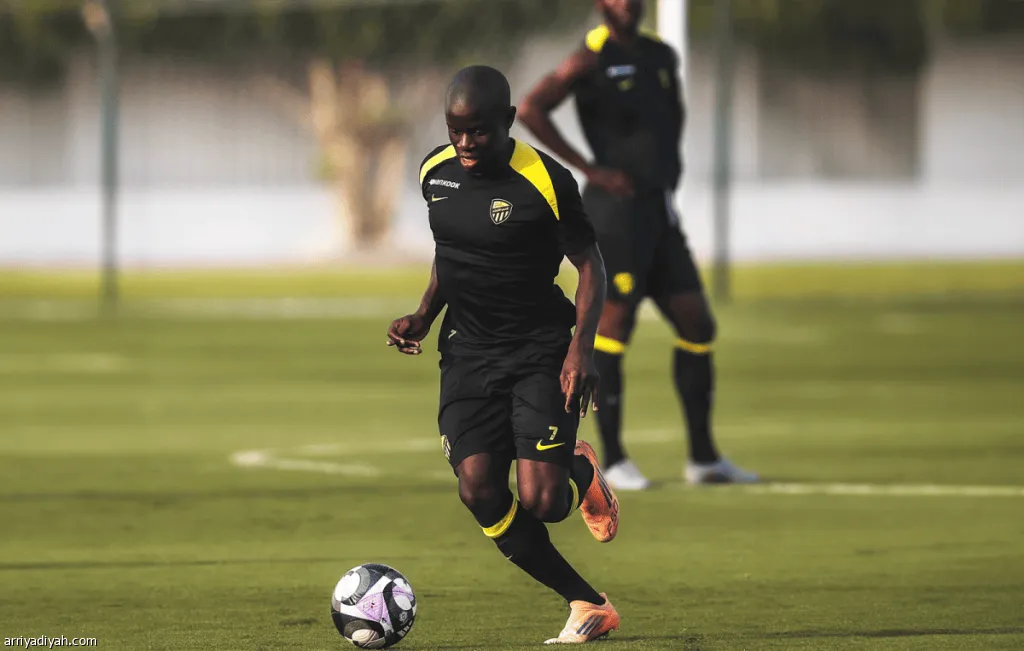 [流言板]沙特媒體：吉達聯(lián)合傾向留住坎特，并提供降薪續(xù)約1年的合同