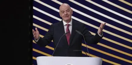 記者：庫(kù)爾圖瓦傷情比預(yù)期嚴(yán)重，很難趕上皇馬與拜仁的次回合