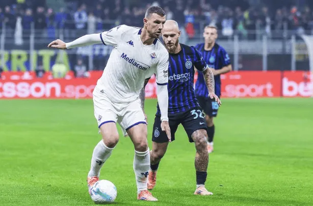 [流言板]隊(duì)報(bào)：哲科和巴黎FC主帥是老相識(shí)，希望簽下他作為主力中鋒