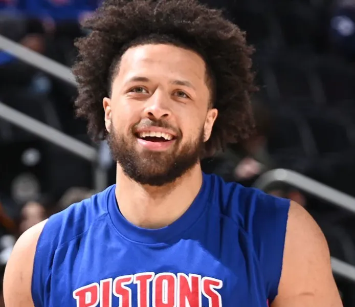 李亞鵬持股公司欠稅超634萬元被公告