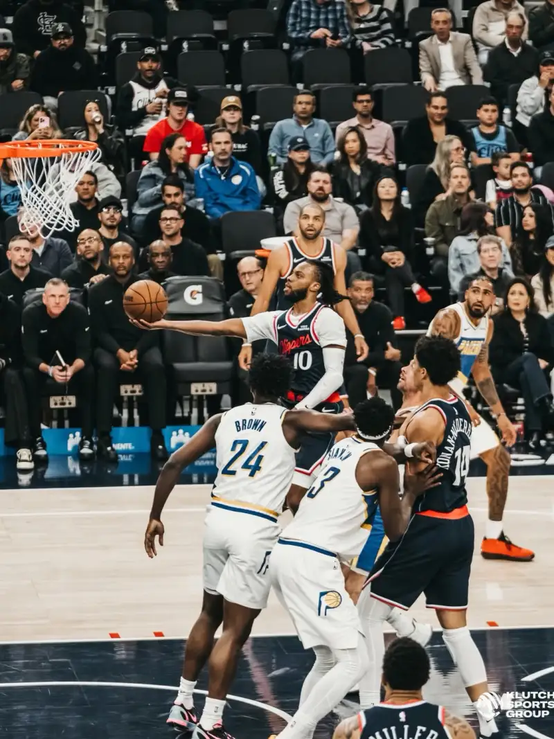 [流言板]湖媒發問：如果把SGA和東契奇互換，湖人的戰績會是怎樣的？