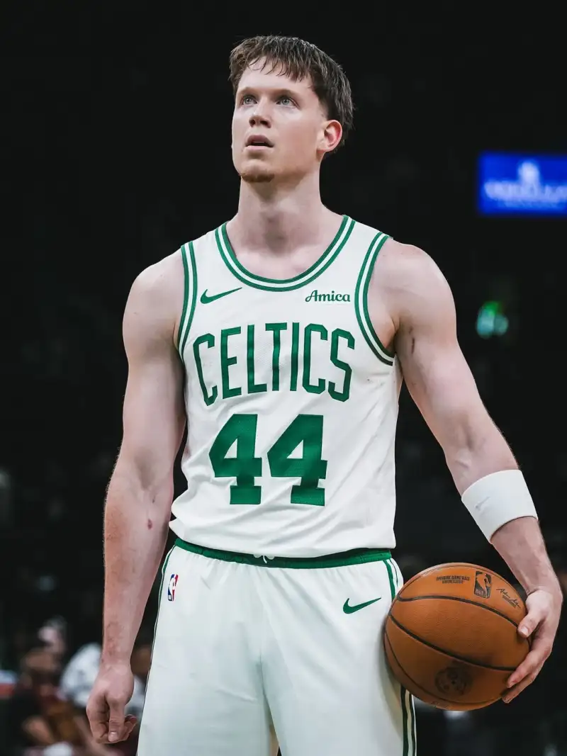 火箭VS黃蜂：火箭祭出5大首發(fā)&KD申京領(lǐng)銜 對抗三球克尼佩爾