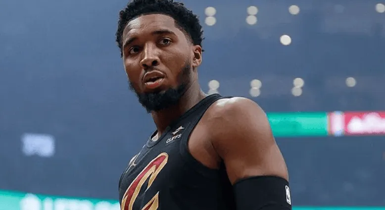 NBA調(diào)查：您認(rèn)為格林受傷對(duì)勇士影響是否很大？