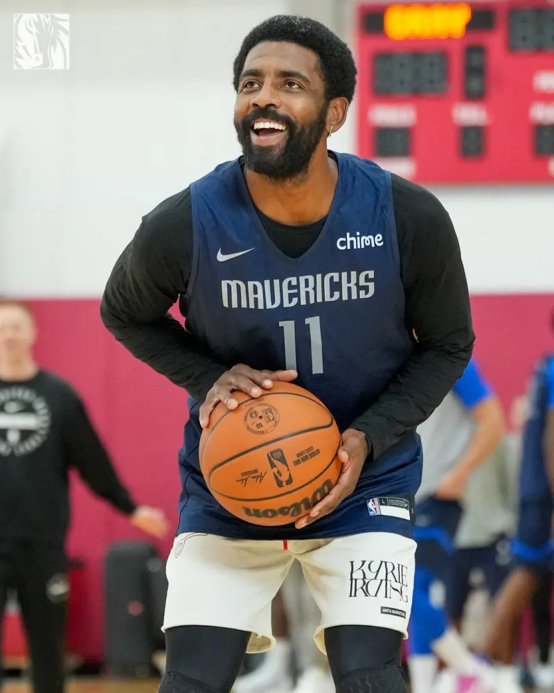 早就說過bay只會玩那個噴子，賽前還有人噴我，在rsg都沒啥高光的選手，還能被炒這么厲害也挺無敵