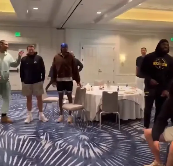 將迎快船生涯首秀！本西賽前練一練 拋投中距離暴扣都有