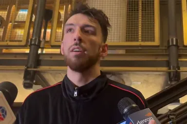 切特：你必须经历情绪起伏强烈比赛，才能积累季后赛经验
