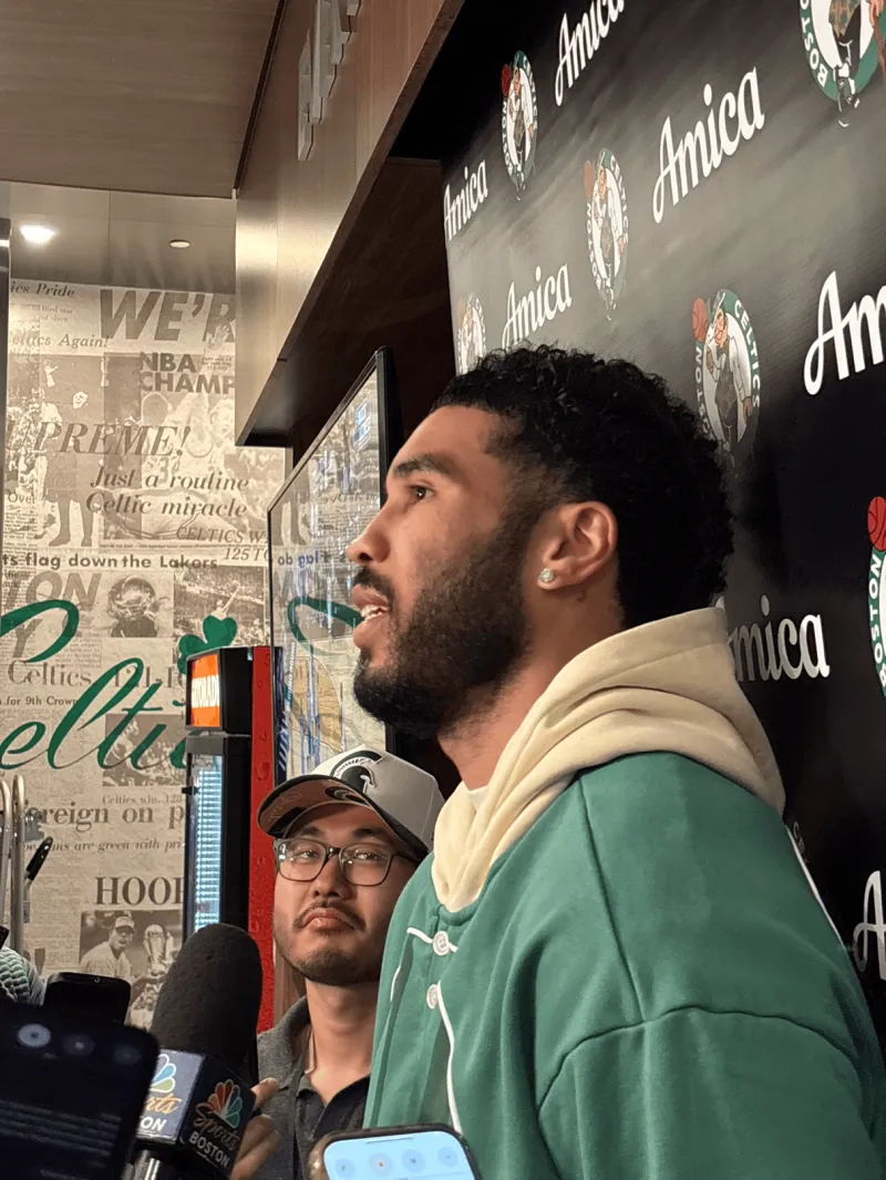 （新春見聞）臺胞在豫逛廟會體驗年味：想帶更多鄉親來大陸