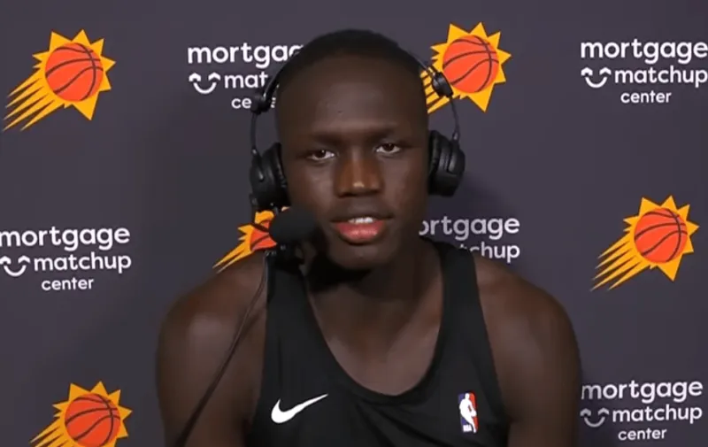 米切爾全場19投11中，砍下30分3籃板5助攻2搶斷