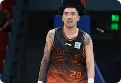 陶汉林全场投篮7中4，罚球9中8得到16分8篮板1抢断