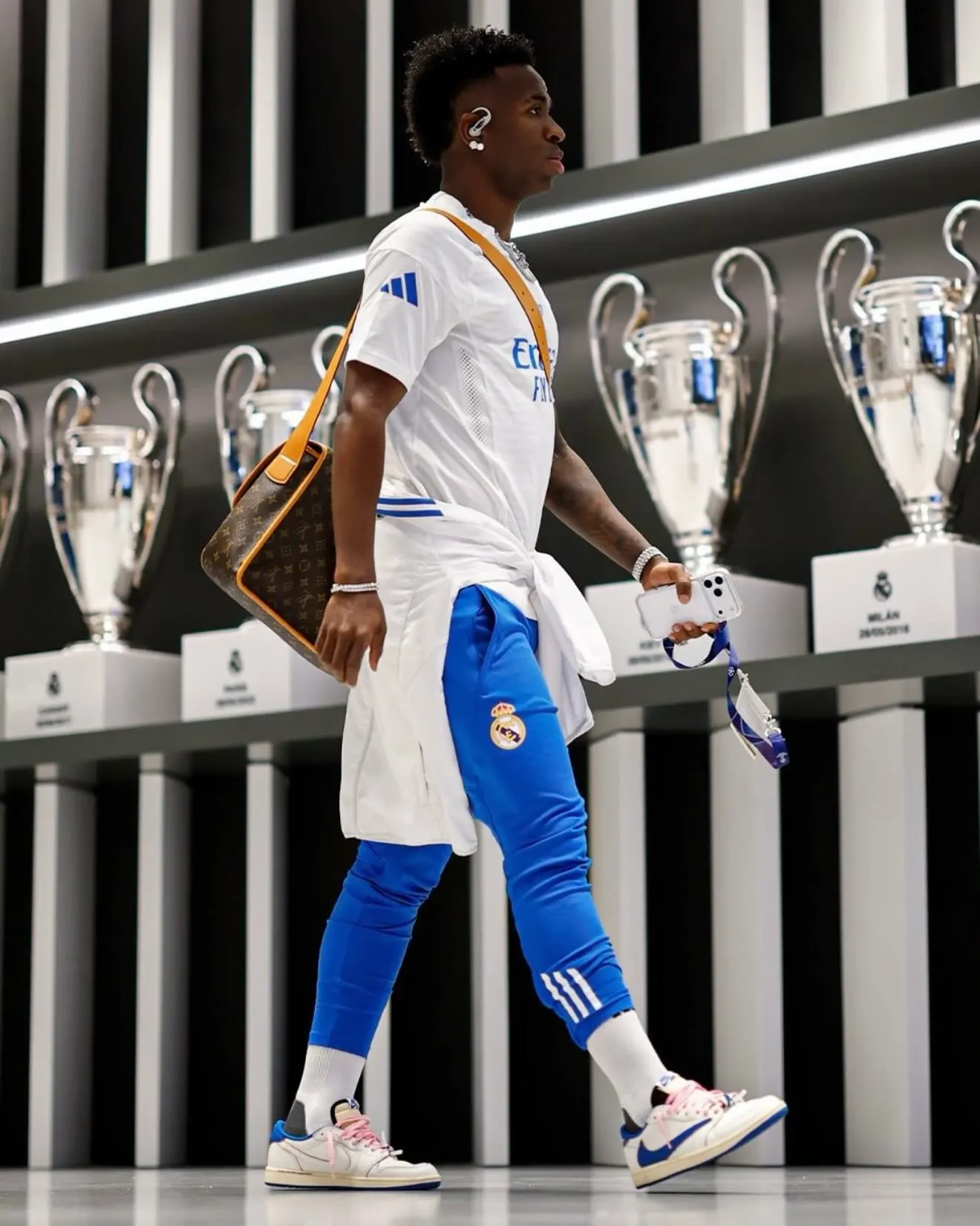 斯基拉：38歲佩德羅賽季結束后決定未來，可能再踢一年也可能退役